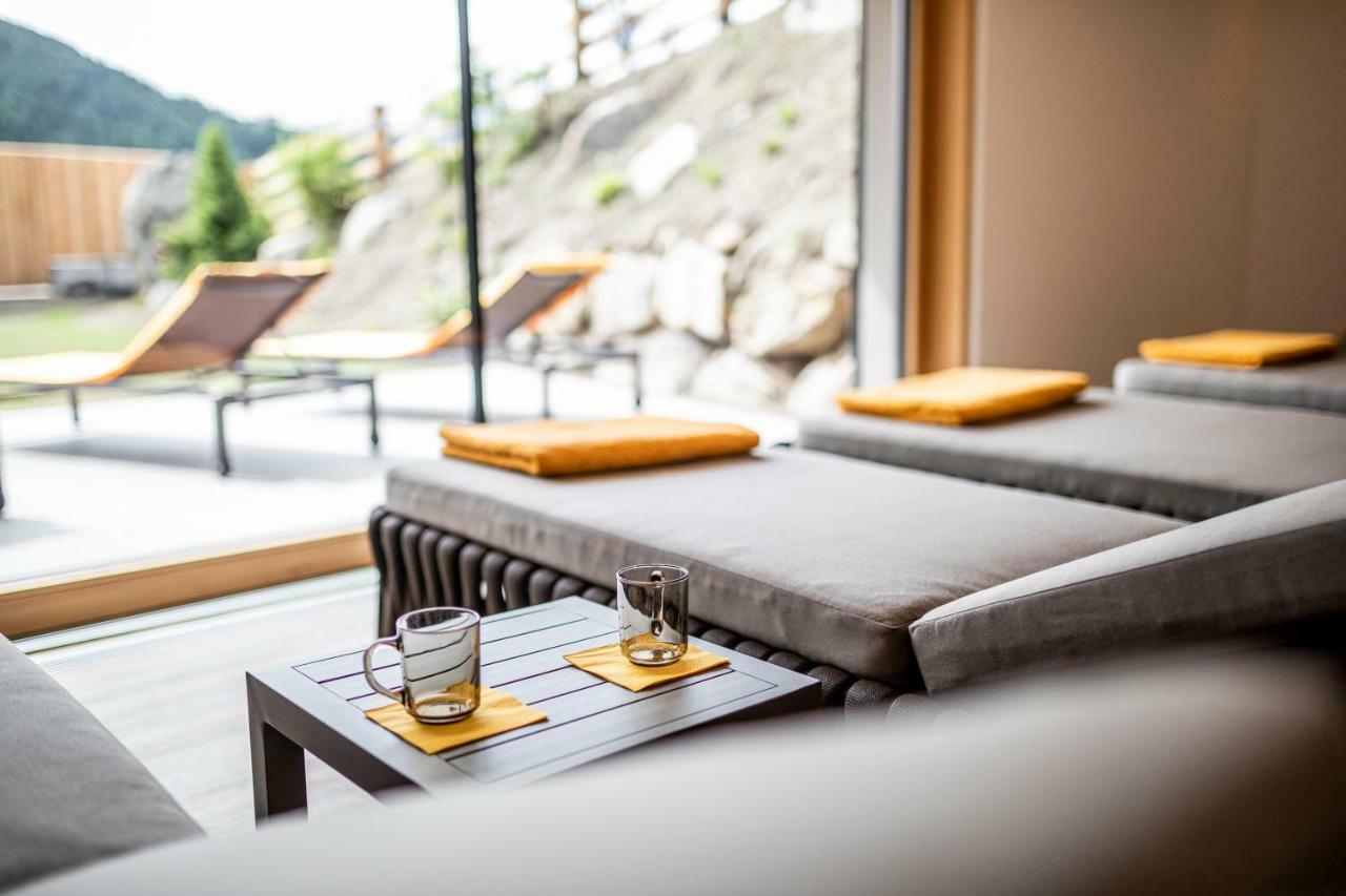 Hotel Rommisa Перча Екстериор снимка